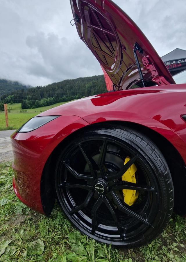 ZEILER Tuning @ Tesla Takeover